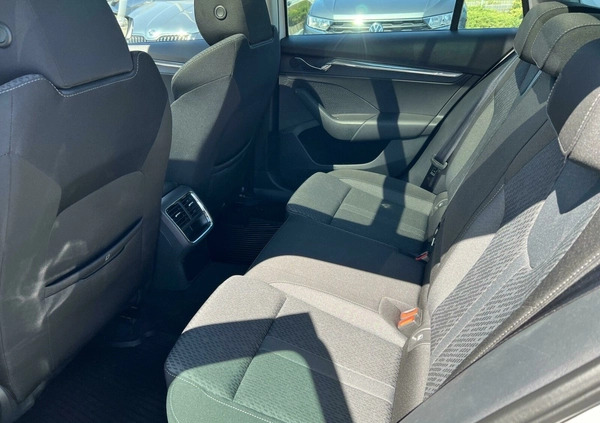 Skoda Octavia cena 114900 przebieg: 62675, rok produkcji 2021 z Radlin małe 466